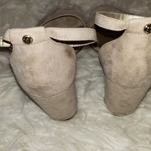 G by Guess Shoes - By guess sandal size 9 beige G by Guess Shoes - By guess sandal size 9 beige
